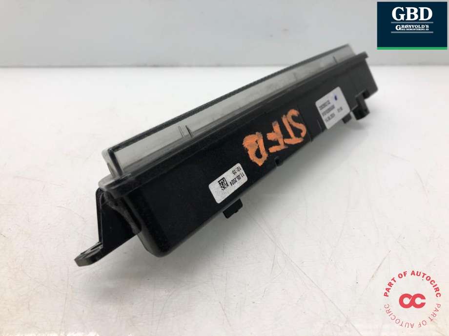 Baklykt midtre til Opel Astra L 2022-->>  (98 395 799 80|9102002132|3202002132)