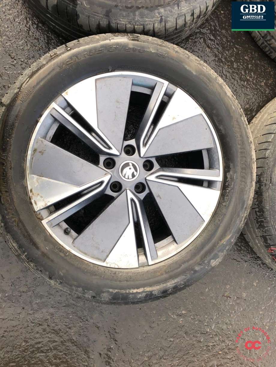 Hjulsett aluminium sommer til Škoda Enyaq 2021-->>  (HANKOOK|235-55-19 | PROD 0421|8 J X 19 | ET 45|4|7 MM)