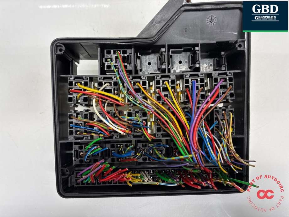 Sikringsboks motorrom til BMW 5-Serie 1988-1996 (E34) (E34) (61 13 1 379 991|)