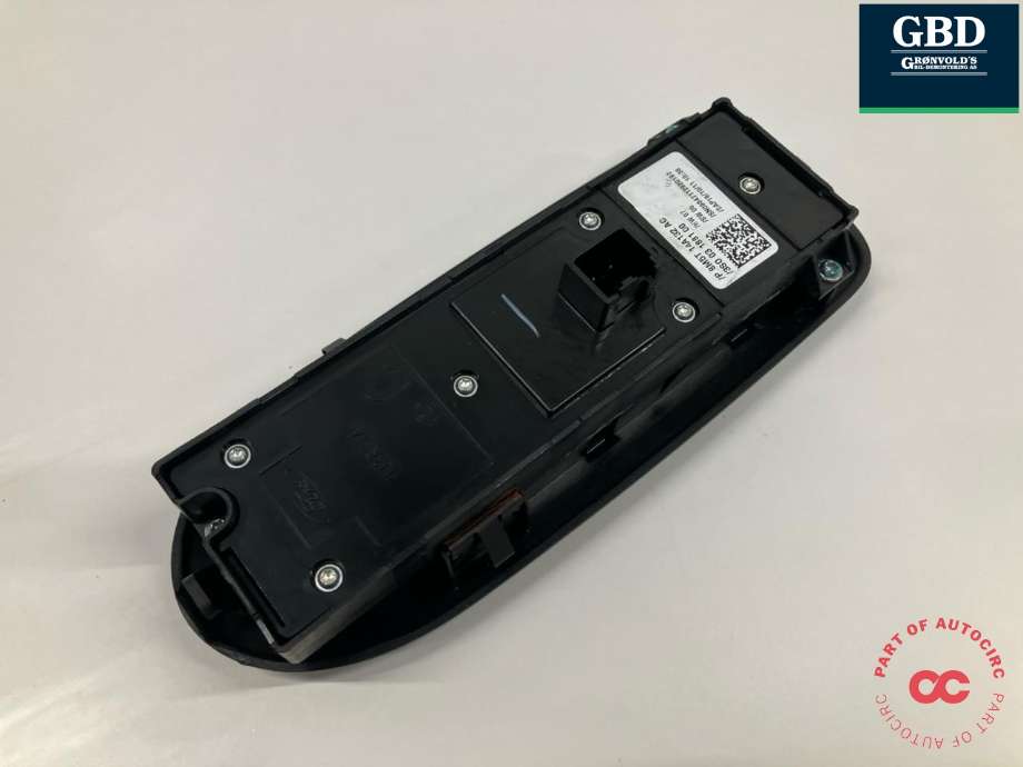 Bryter ruteheis førerdørspanel til Ford Kuga 2008-2012 (Type I) (1547152|8M5T-14A132-AC|)