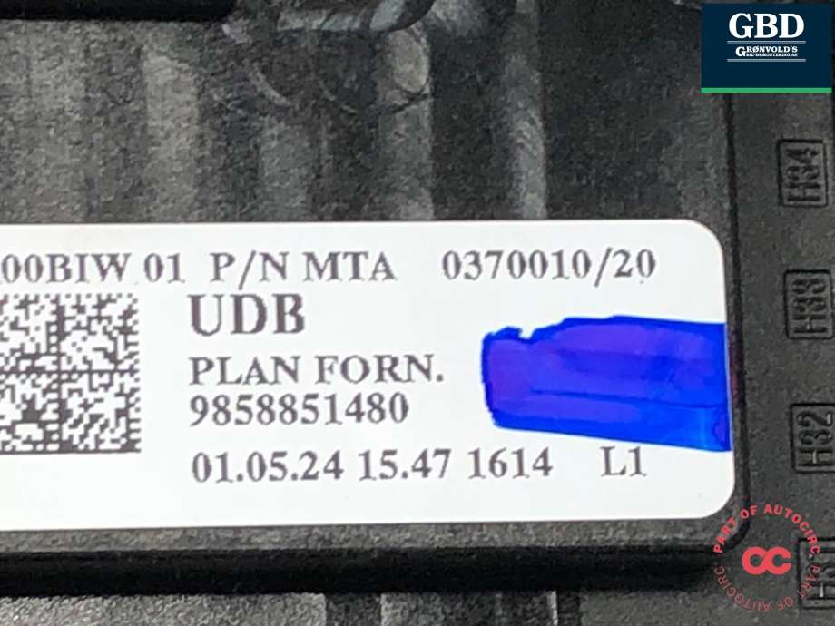 Sikringsboks motorrom til Opel Astra L 2022-->> (9858851480|)