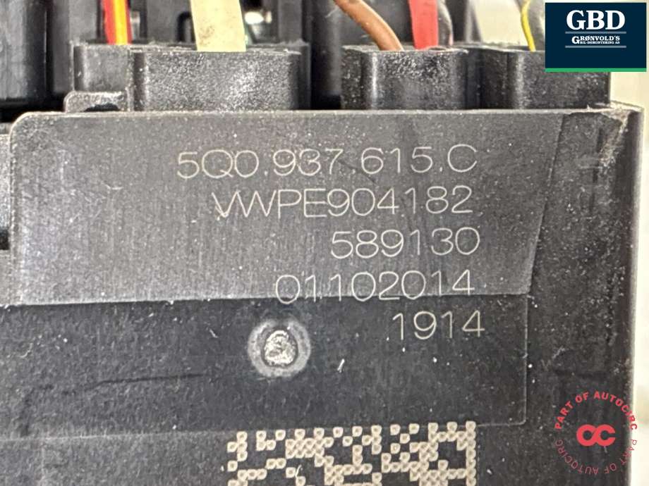 Sikringsboks kupe til VW Golf VII 2012-2017 (Fase 1)  (5Q0 937 615 C|)