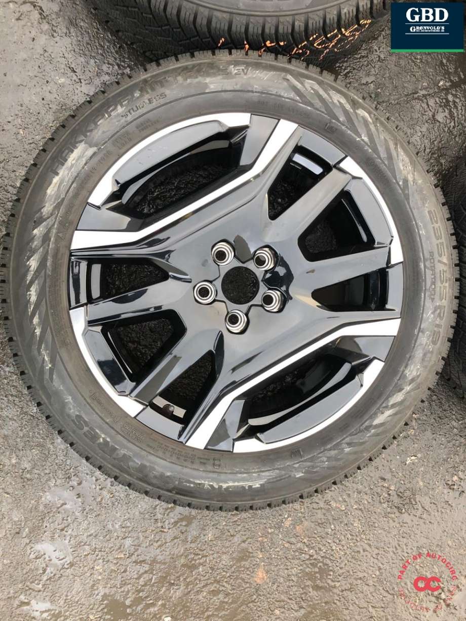Hjulsett aluminium vinter til Peugeot e-3008 2023-->>  (NOKIAN|HAKKA UTEN PIGG | 235-55-19 | 105 R | PROD 2524|8 J X 19 | ET 43|7|5 MM)