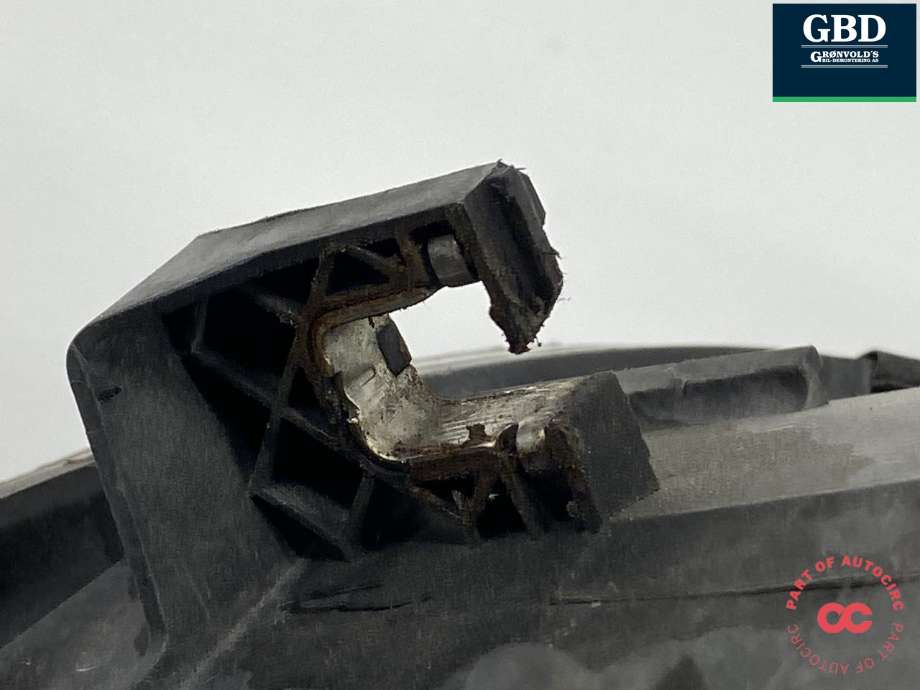 Frontlykt høyre xenon til Audi A4 2004-2008 (Type III) (B7) (B7) (8E0 941 030 BM|8E0 941 004 AM|)