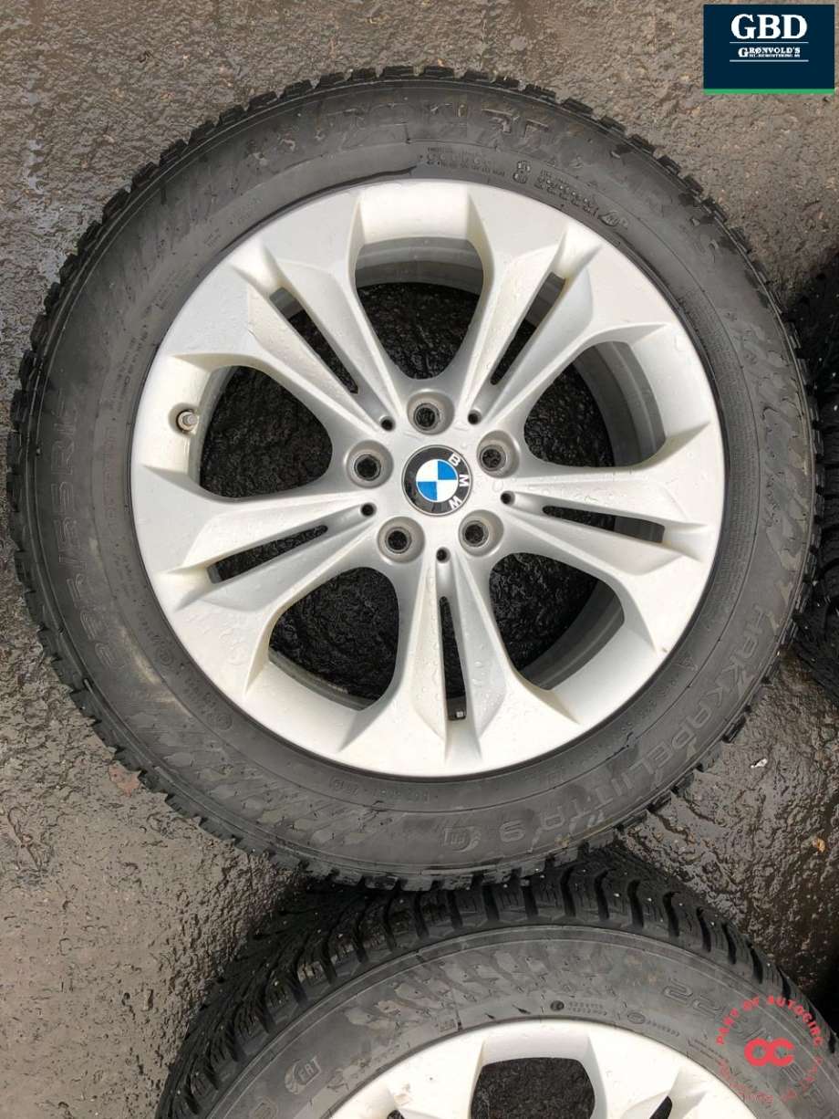 Hjulsett aluminium vinter til BMW X1 2015-2022 (F48) (F48) (NOKIAN|HAKKA 9 | UTEN PIGG | 225-55-17 | 97 T | PROD 3619|7|5 J X 17 | ET 52|4|6 MM)