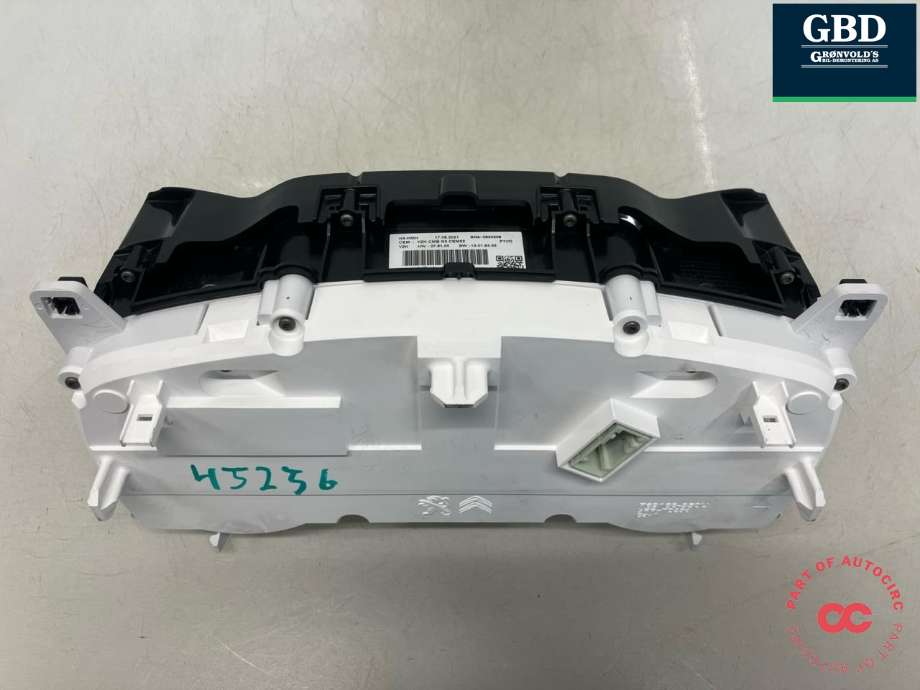 Instrumentpanel til Opel Combo E 2019-->>  (98 421 207 80|984212078000)