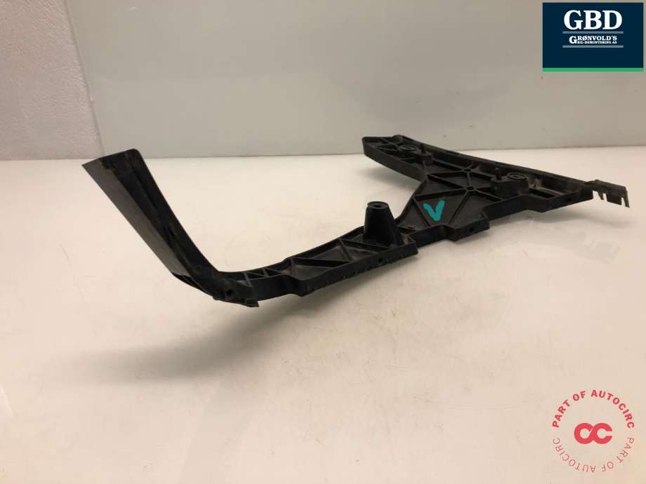Støtfanger bak feste til Audi Q5 2008-2012 (Type I, Fase 1)  (8R0 807 453 C|)