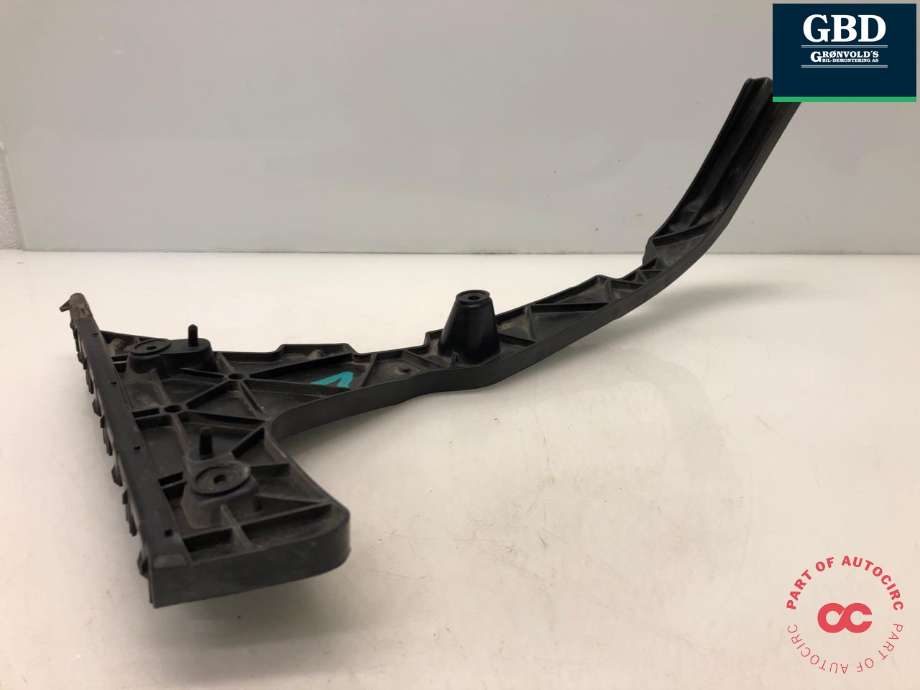 Støtfanger bak feste til Audi Q5 2008-2012 (Type I, Fase 1)  (8R0 807 453 C|)