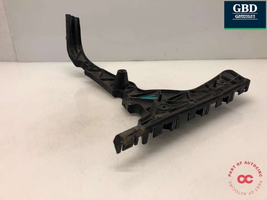 Støtfanger bak feste til Audi Q5 2008-2012 (Type I, Fase 1)  (8R0 807 453 C|)