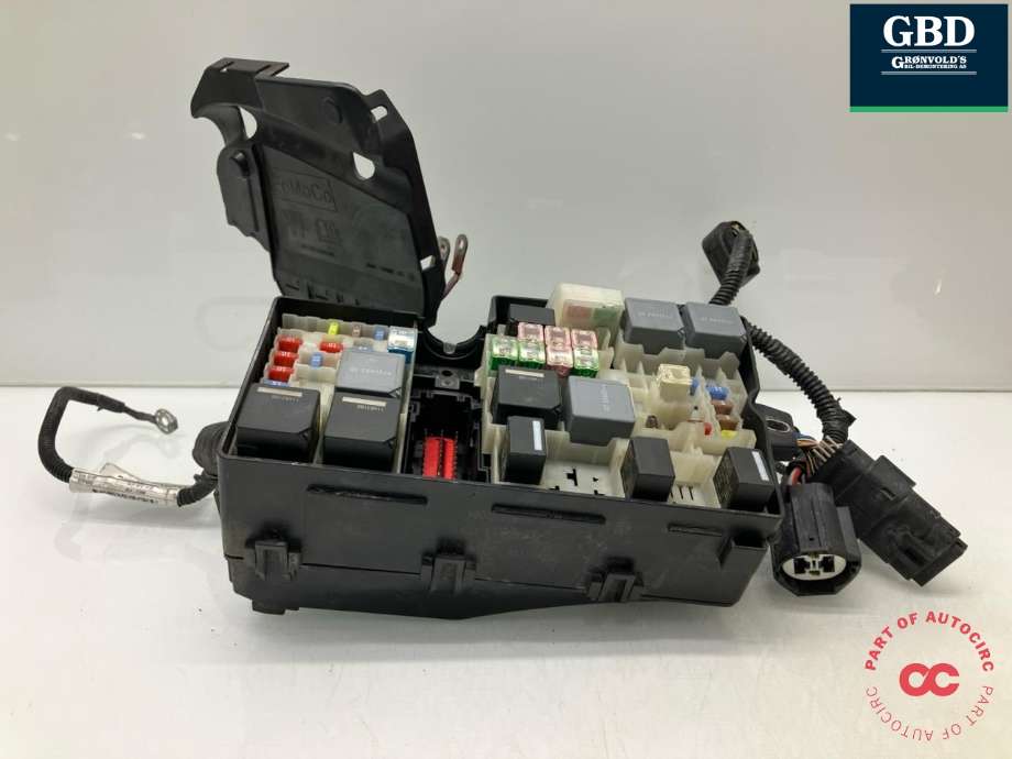 Sikringsboks motorrom til Ford Focus, 2011-2014 (Type III, Fase 1)  (1793284)