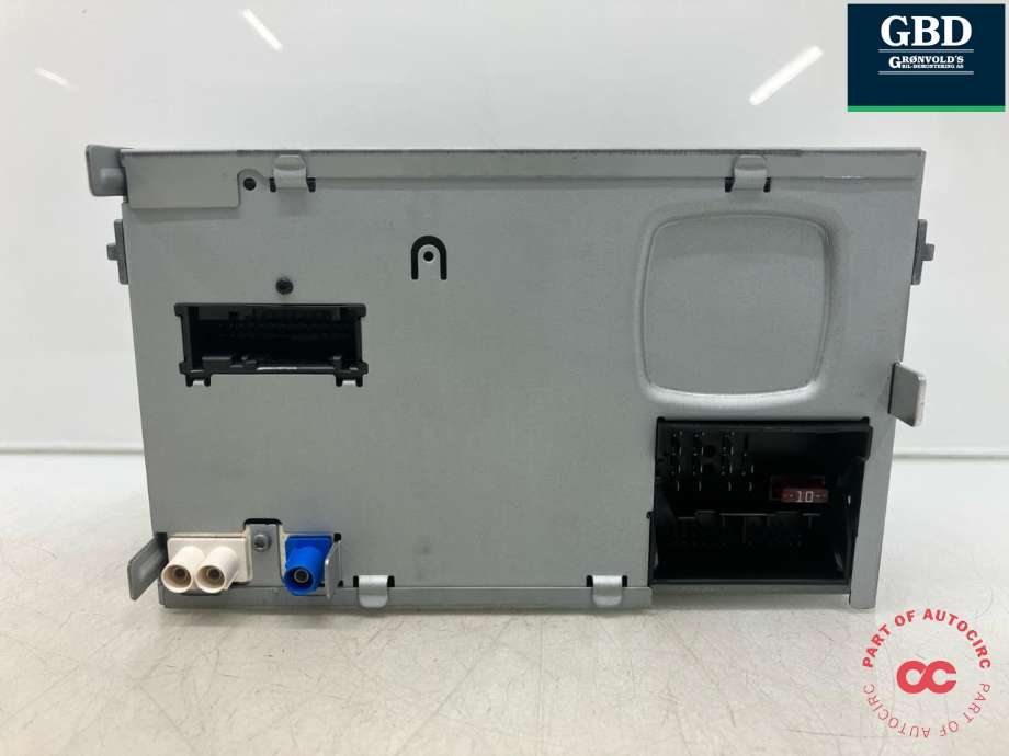 Bilstereo navigasjon til VW Amarok 2010-2016 (Type I, Fase 1)  (3C8 035 279 A|3C8 035 279 AX|3C0 035 279 N)