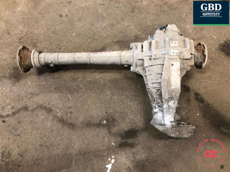 Kardang klokke foran til VW Amarok 2010-2016 (Type I, Fase 1) (0C1 409 506 B|20425 802 470|)