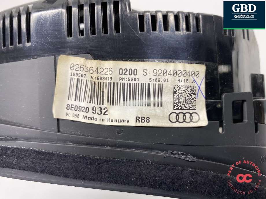 Instrumentpanel til Audi A4 2004-2008 (Type III) (B7) (B7) (8E0 920 932 X|)