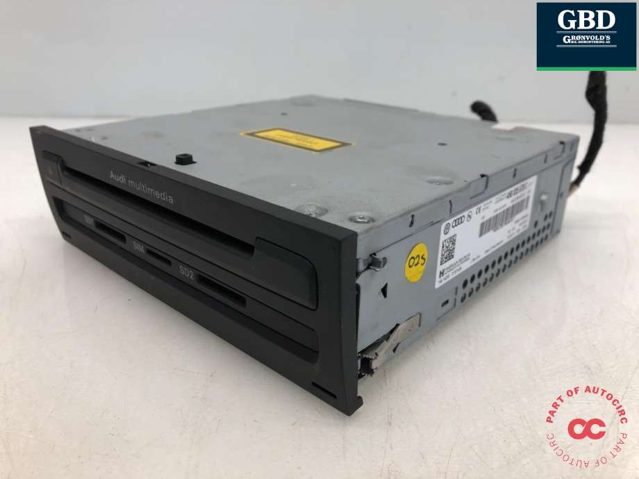 Bilstereo navigasjon til Audi A8 2010-2013 (Type III, Fase 1)  (4H0 035 670 CX|4H0 035 670 C|)