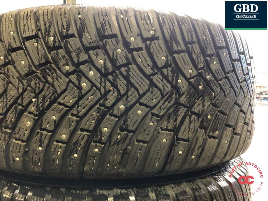 Hjulsett aluminium vinter til Mercedes GL 2006-2012 (X164) (X164) (CONTINENTAL|ICECONTACT 3 | MED PIGG | 275-55-19 | 111 T | PROD 1221|8|5 J X 19 | ET 56|4.1 MM)