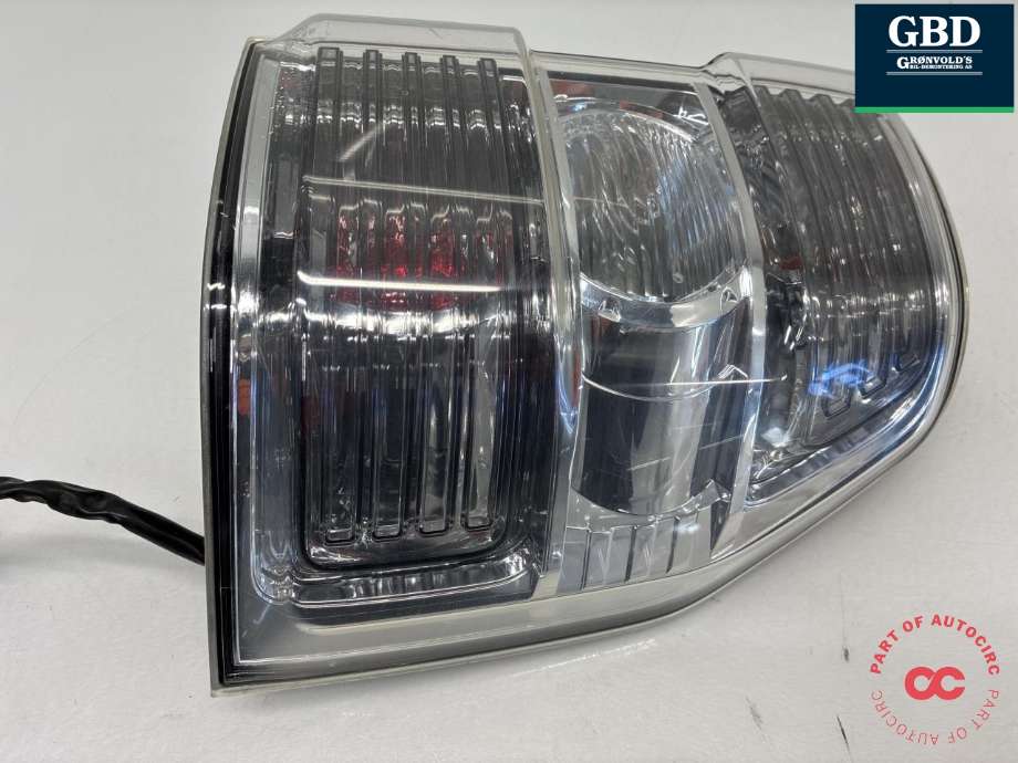 Baklykt høyre til Mitsubishi Pajero 2007-2016 (Type IV, Fase 1) (8330A094|)