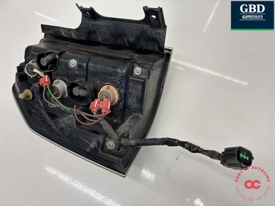 Baklykt høyre til Mitsubishi Pajero 2007-2016 (Type IV, Fase 1) (8330A094|)