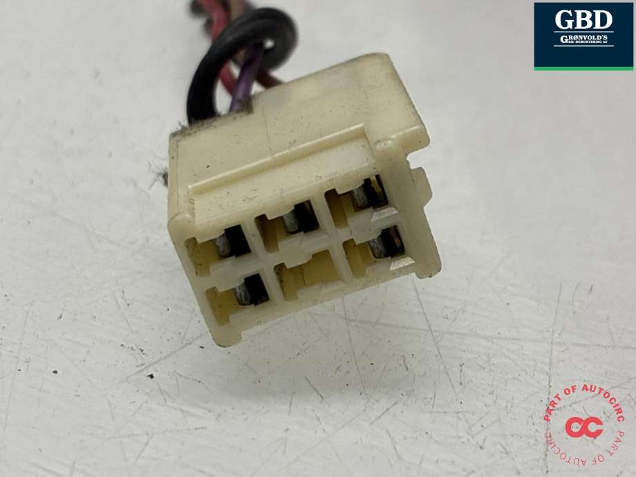 Speil høyre til Toyota Hiace 2001-2006 (Fase 2) (8791026132|8791026131C1|)