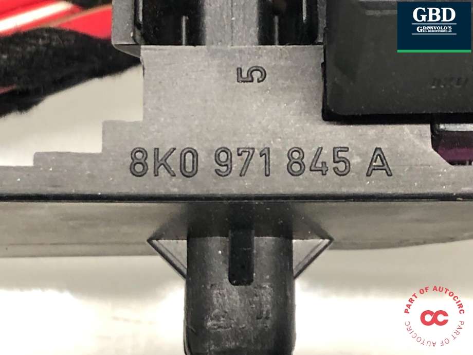 Sikringsboks bagasjerom til Audi Q5 2008-2012 (Type I, Fase 1)  (8K0 971 845 A|)