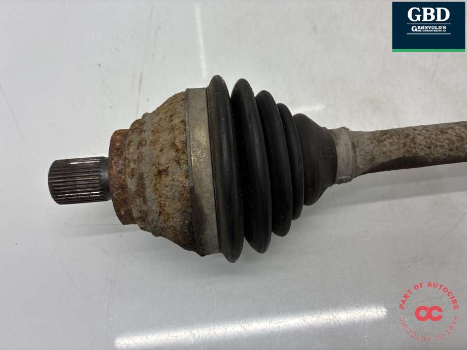 Drivaksel venstre foran, diesel/manuell til VW Tiguan 2011-2016 (Type I, Fase 2) (5N0 407 761 Q|5N0 407 763|5N0 407 763 X | JZW 407 271 FX)