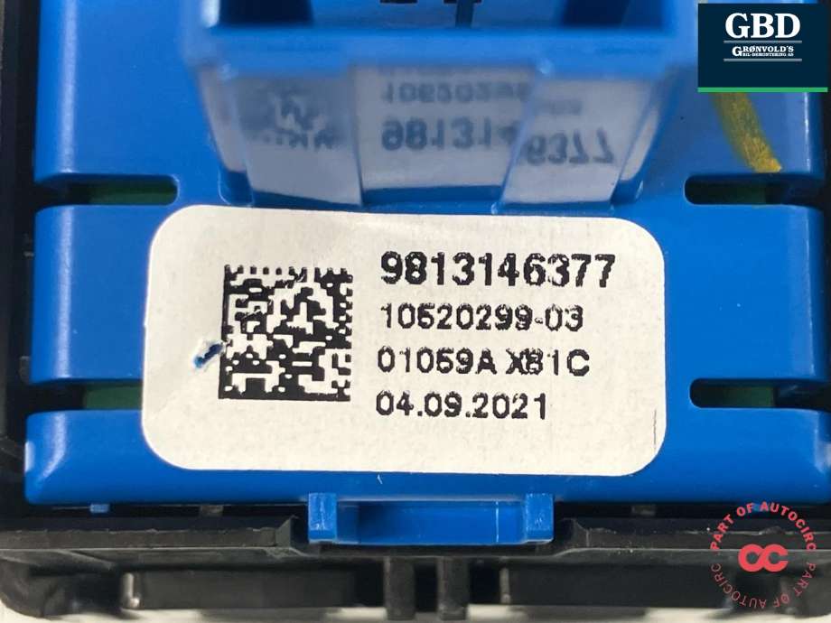 Bryter elektrisk håndbrekk/parkbrems til Opel Combo E 2019-->>  (98 131 463 77|10520299-03|)