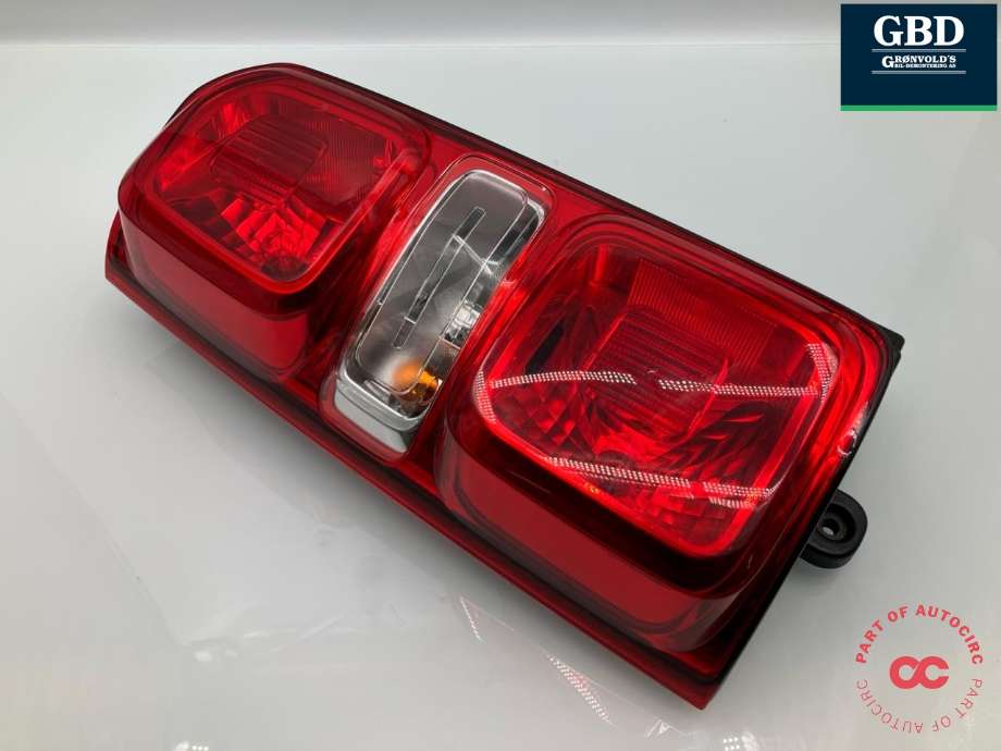 Baklykt venstre til Peugeot Expert 2016-->> (Type III) (98 082 431 80|)