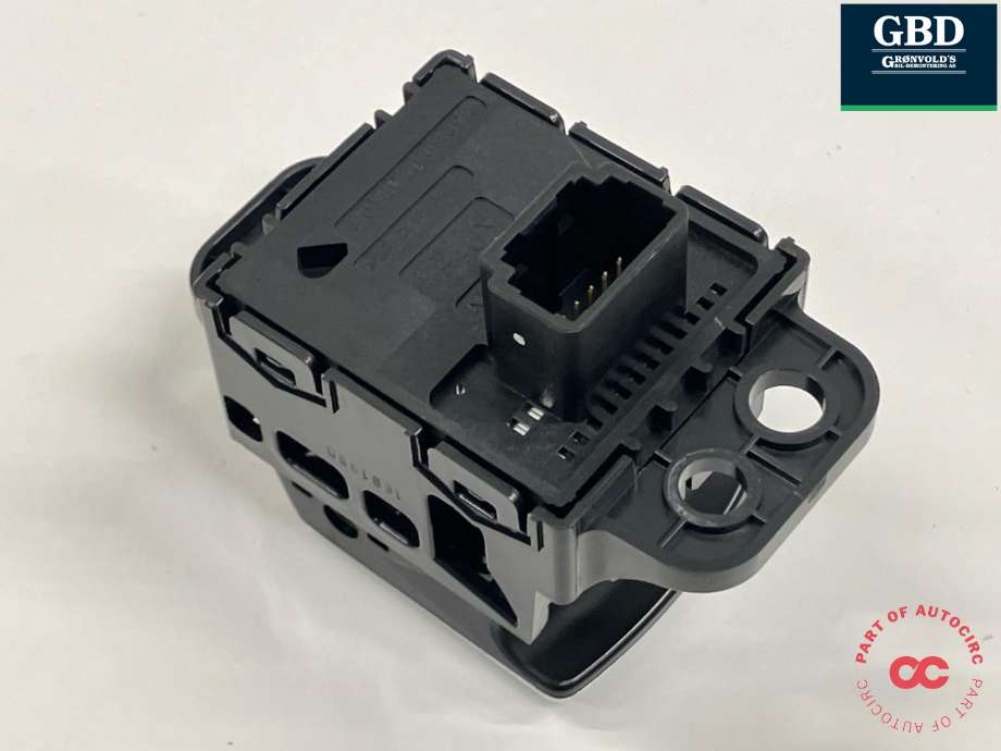 Bryter elektrisk håndbrekk/parkbrems til Nissan X-Trail 2014-2022 (T32) (T32) (251754BA0B|251754BA0A|)