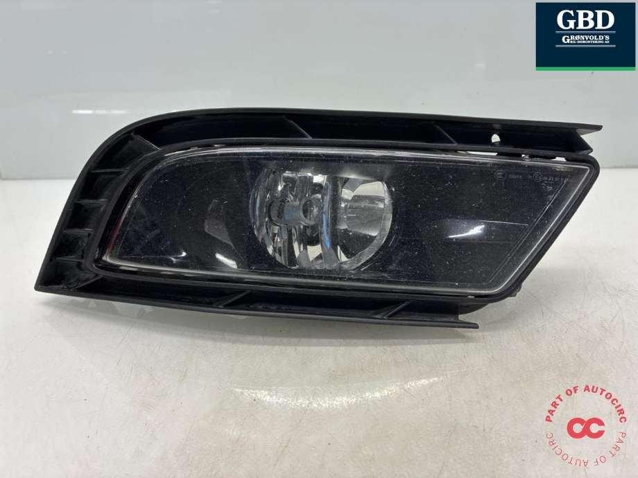 Tåkelykt høyre foran til Škoda Superb, 2008-2015 (Type II) (3T0 941 702 C)