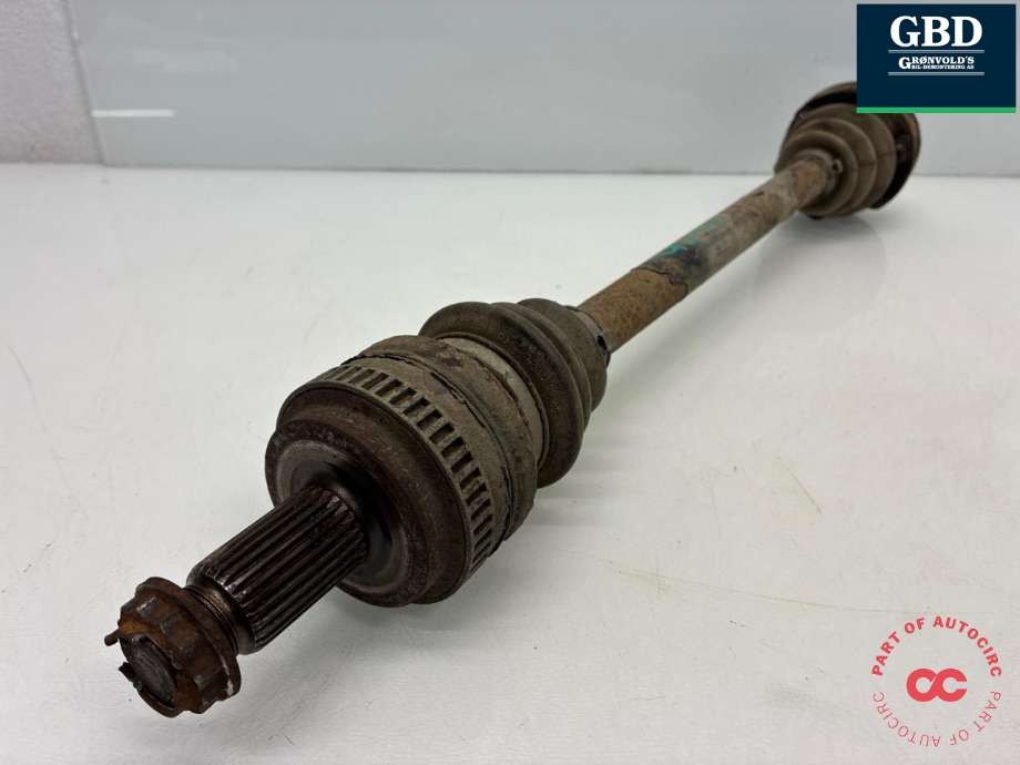 Drivaksel venstre bak, bensin/automat til BMW 3-Serie 2005-2011 (E90/E91/E92/E93) (E90/E91/E92/E93) (33 21 7 547 069|)