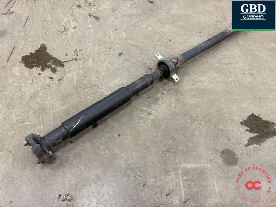 Mellomaksel til BMW 3-Serie 2005-2011 (E90/E91/E92/E93) (E90/E91/E92/E93) (26 10 7 527 333|7527333-04 E90|)