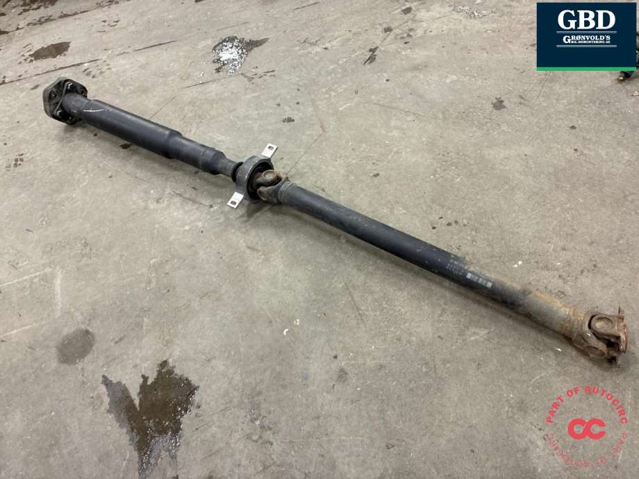 Mellomaksel til BMW 3-Serie 2005-2011 (E90/E91/E92/E93) (E90/E91/E92/E93) (26 10 7 527 333|7527333-04 E90|)