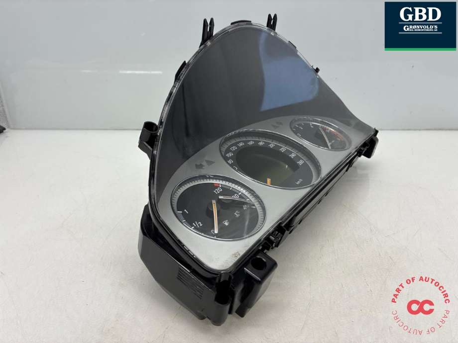 Instrumentpanel til Mercedes C-Klasse 2007-2011 (Fase 1) (W204) (W204) (A 204 900 57 07|A 204 900 45 00 | A 204 440 03 11 | A 204 540 61 48|A 204 540 45 48 | A 204 540 31 48)