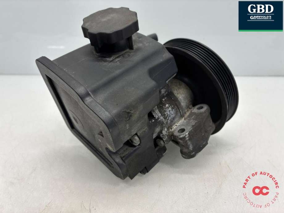 Servo pumpe mekanisk til Mercedes C-Klasse 2007-2011 (Fase 1) (W204) (W204) (A 004 466 70 01|ZF LS 7691 332 154|)