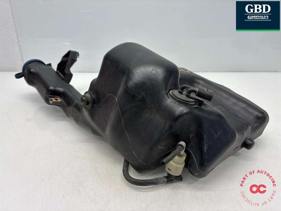 Spylertank foran til Mercedes C-Klasse 2007-2011 (Fase 1) (W204) (W204) (A 204 869 13 20|A 204 869 07 20| A 204 869 01 20|A 204 860 06 60)