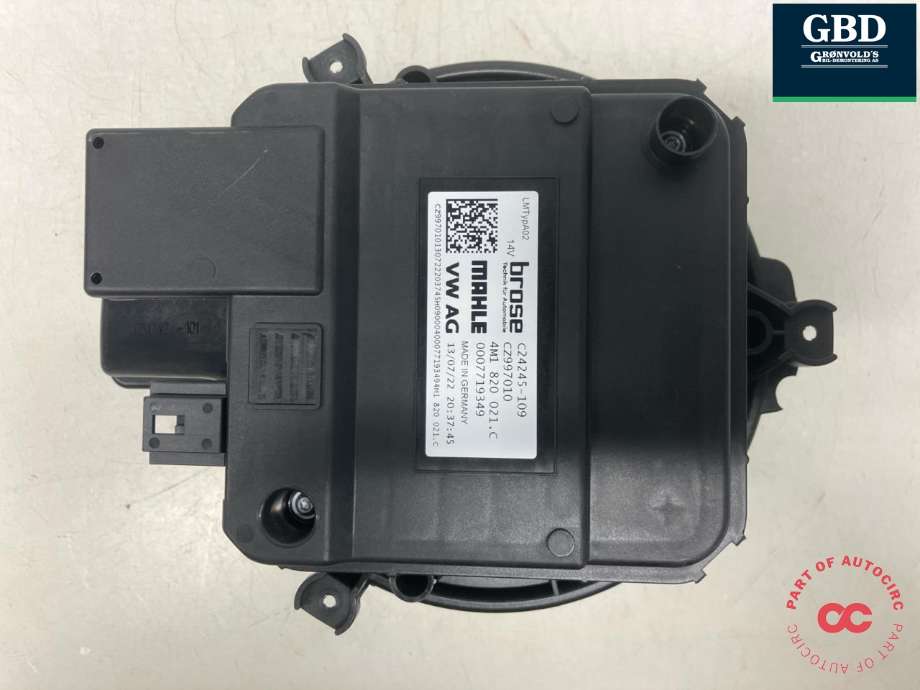 Varmeapparat motor til Audi e-tron 2018-->> (4M1 820 021 C|4M1 820 021 B| 0007719349|C24245-109| CZ997010)