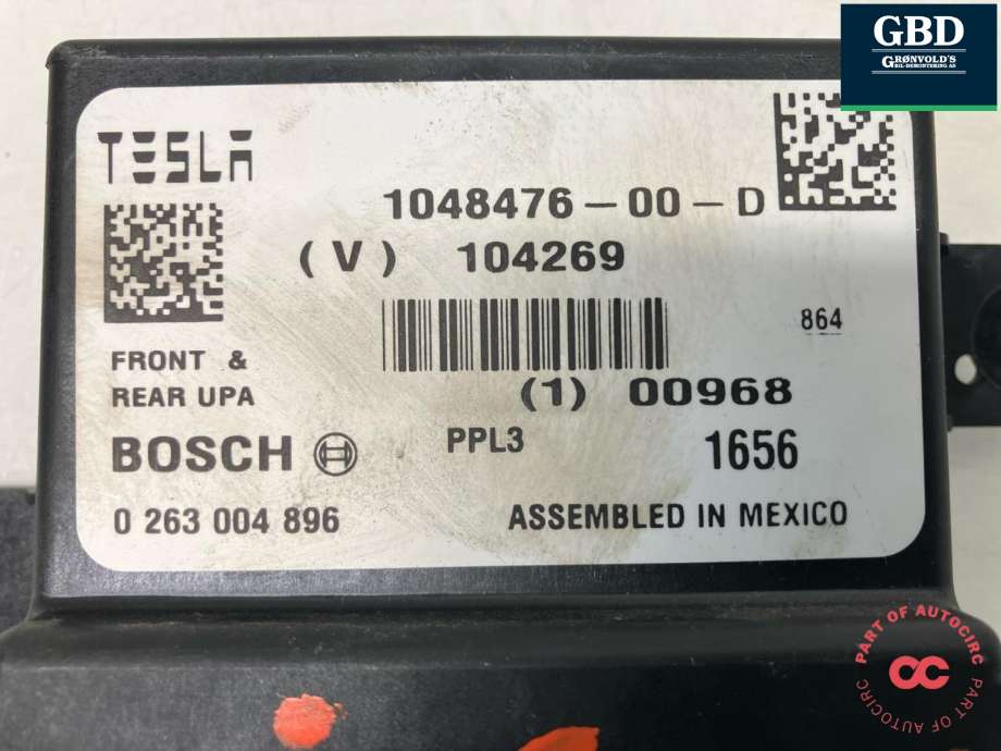 Styreenhet parkering til Tesla Model X 2016-->> (1048476-00-D|1048476-00-C|)