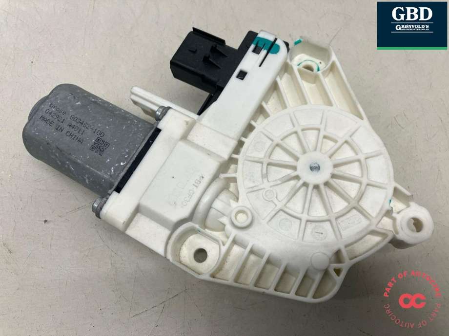 Ruteheis, kun motor, venstre foran til Tesla Model Y 2021-2024 (Type I)  (1634424-00-A|1526796-00-B | 1526796-00-E |1634424-00-B|1814424-00-A | 2005486-00-A| G03482-100)
