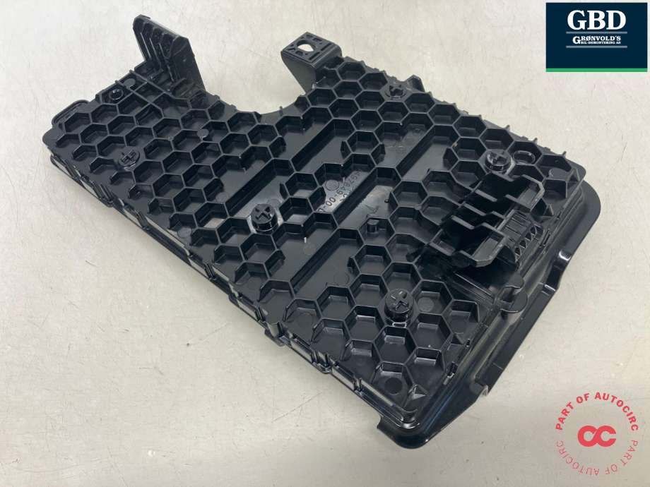 Styreenhet comfort (BCM) til Tesla Model Y 2021-2024 (Type I) (1497846-01-F|1497846-02-F|)