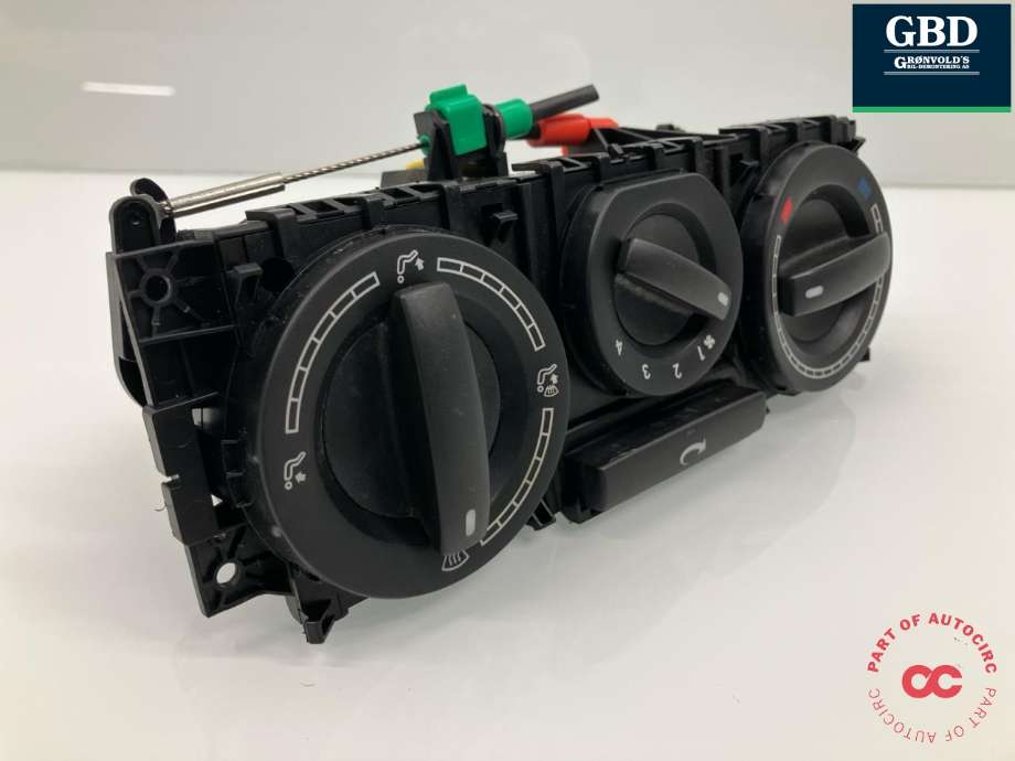 Varmeapparat betjening til VW Transporter / Caravelle 2003-2009 (Fase 1) (T5) (T5) (7H0 819 045 F|7H0 819 045 F 9B9|)