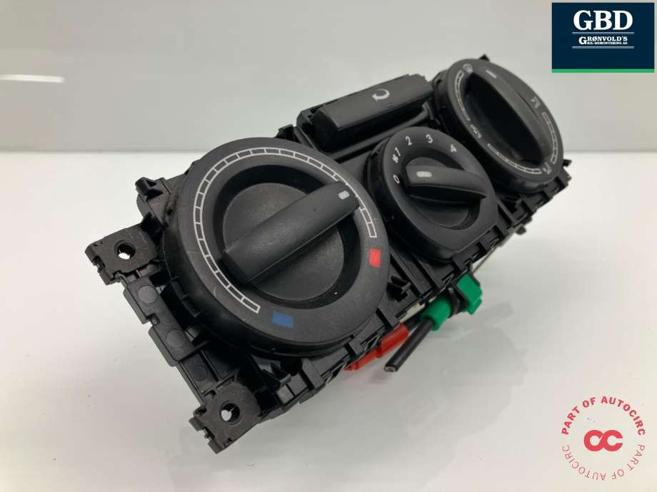 Varmeapparat betjening til VW Transporter / Caravelle 2003-2009 (Fase 1) (T5) (T5) (7H0 819 045 F|7H0 819 045 F 9B9|)