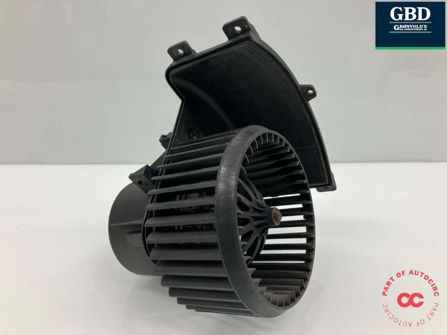 Varmeapparat motor til VW Transporter / Caravelle 2003-2009 (Fase 1) (T5) (T5) (7E1 819 021 C|7H1 819 021 B|)