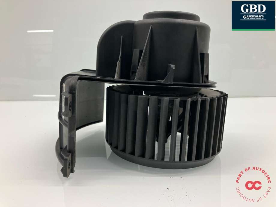 Varmeapparat motor til VW Transporter / Caravelle 2003-2009 (Fase 1) (T5) (T5) (7E1 819 021 C|7H1 819 021 B|)