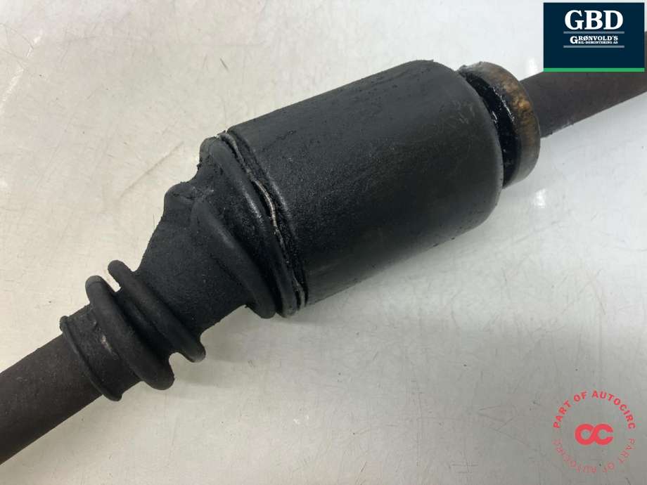 Drivaksel høyre foran, diesel/manuell til Opel Vivaro A 2001-2006  (93866080|91166707 | 91168794|95520599)