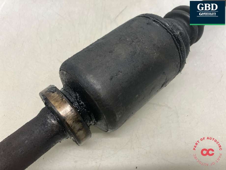 Drivaksel høyre foran, diesel/manuell til Opel Vivaro A 2001-2006  (93866080|91166707 | 91168794|95520599)