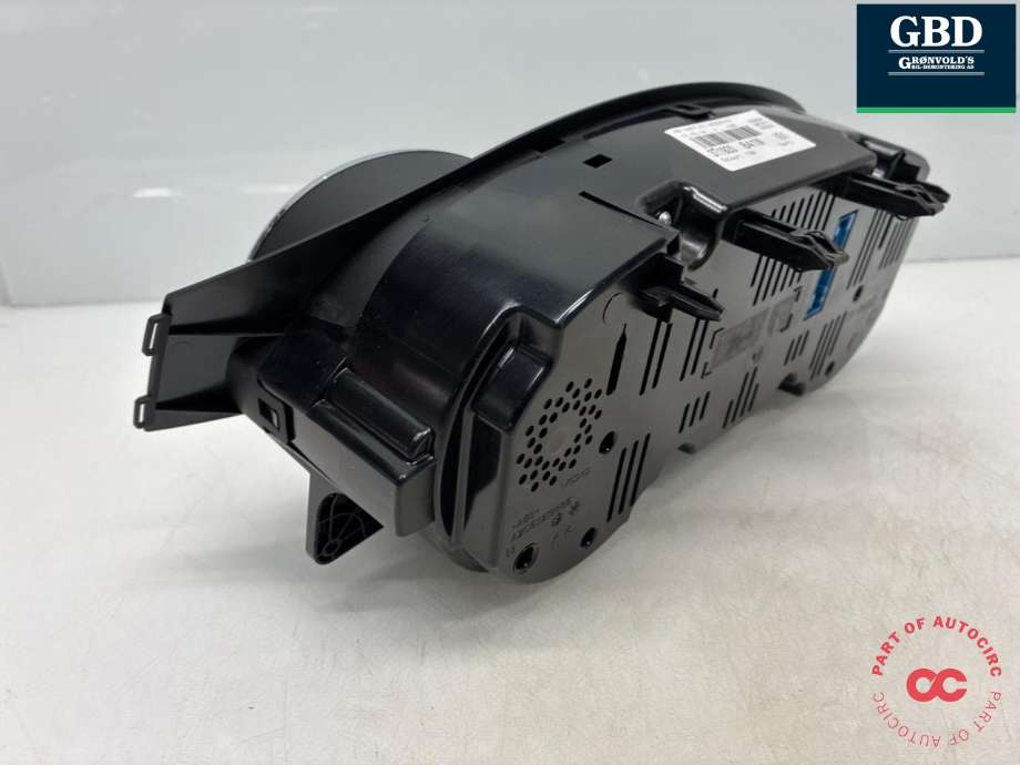 Instrumentpanel til Škoda Superb 2008-2015 (Type II) (3T1 920 841 M 1QB|3T1 920 841 M|)