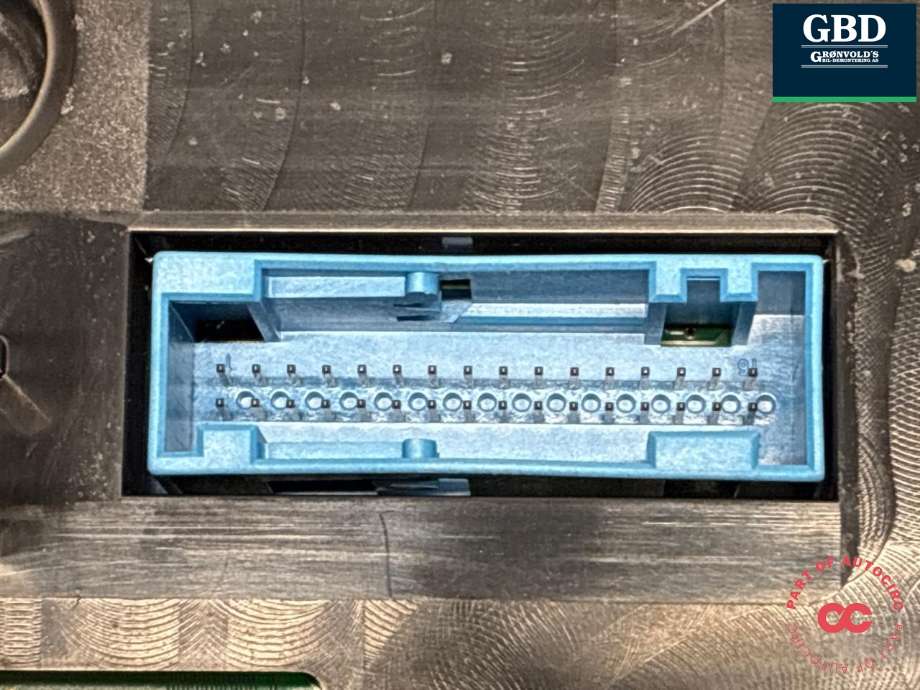 Instrumentpanel til Škoda Superb 2008-2015 (Type II) (3T1 920 841 M 1QB|3T1 920 841 M|)
