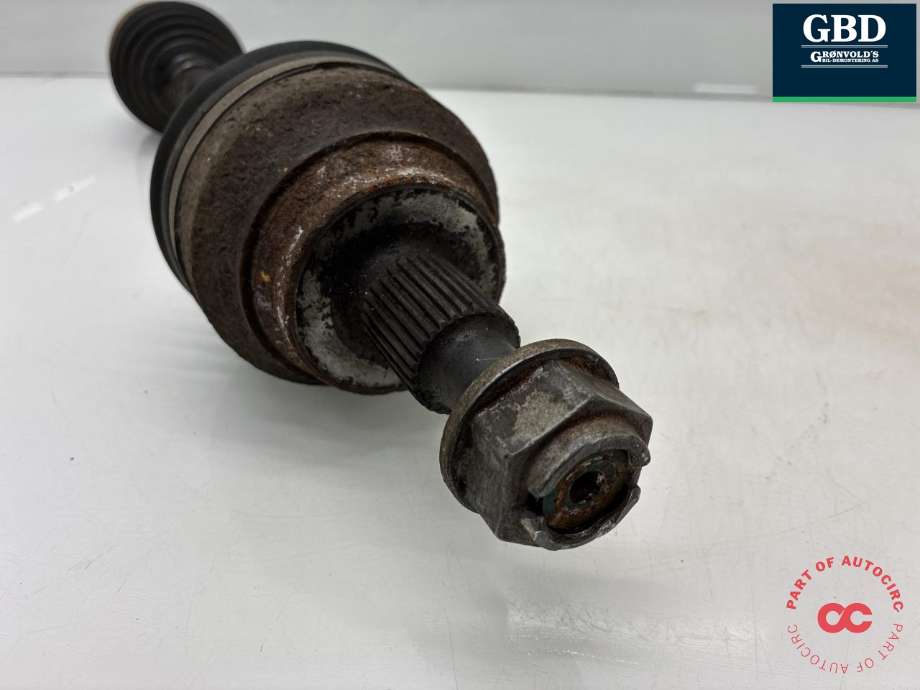 Drivaksel venstre foran, diesel/automat til Mercedes GL 2006-2012 (X164) (X164) (A 164 330 20 01|A 164 330 20 01 80|)
