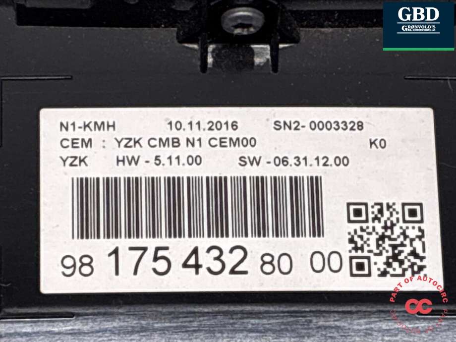Instrumentpanel til Toyota Proace 2016-->> (Type II)  (981754328000|)