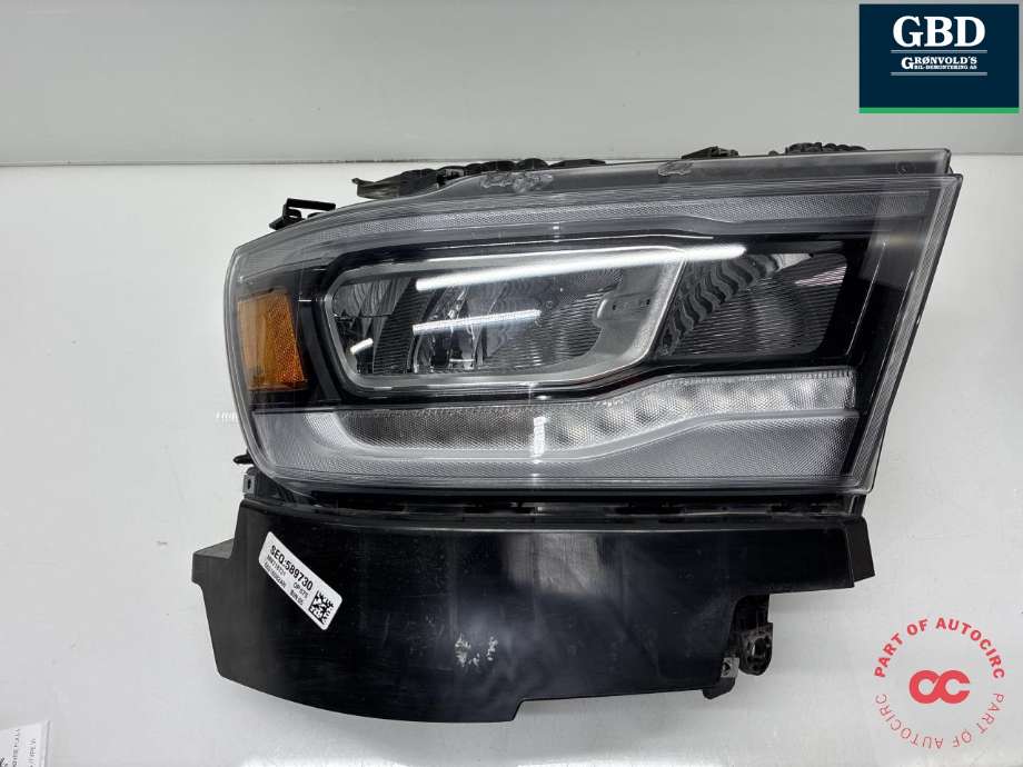 Frontlykt høyre full-LED til Dodge RAM 2019-->> (Type V) (68316082AH|)