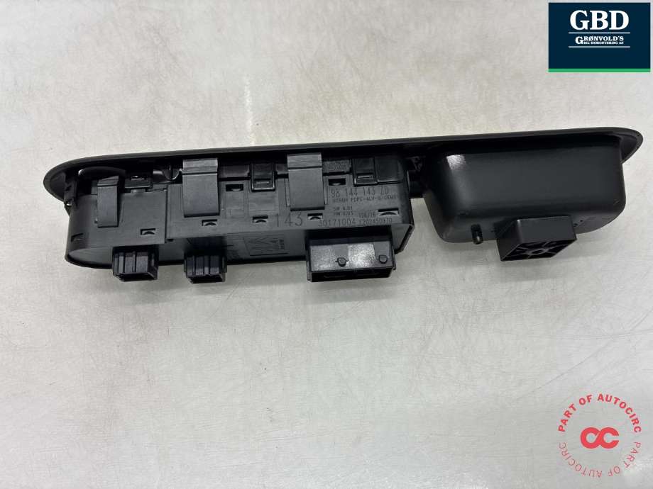 Bryter ruteheis førerdørspanel til Peugeot 5008 2010-2017 (Type I) (98 144 143 ZD|)
